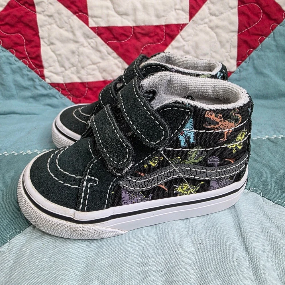 Vans Sk8-Hi Reissue V Dinosaur Black Sneakers 4.5 Toddler Skater Shoes